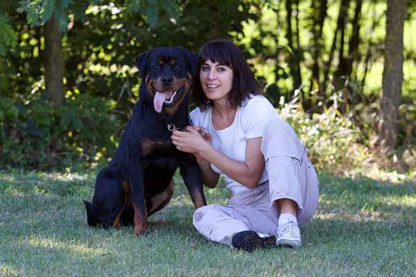 @feiragalicia. El Campeonato del Mundo de Rottweiler 2013 trae a la Feira Internacional de Galicia a los ganadores de las dos últimas ediciones, el perro Balu y la guía italiana Marani Greta.