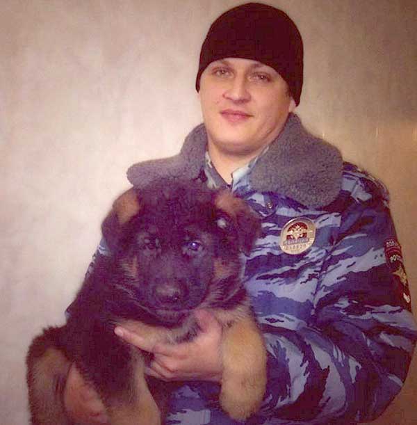 Dobrynya, el cachorro que une a Rusia con Francia