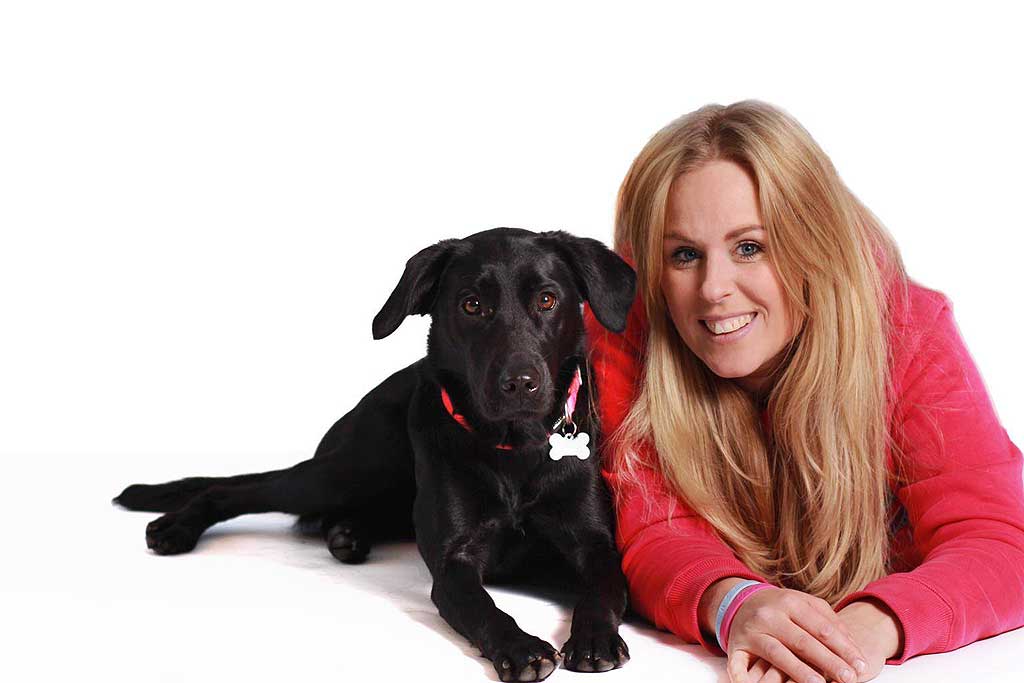 Auténtico Yoga Canino: Calma los sentidos y crea una conexión consciente, con Jodie White.