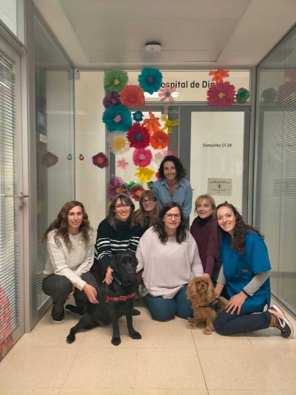 Purina y CTAC impulsan un programa de terapia asistida con perros en Vilanova i la Geltrú y Granollers.