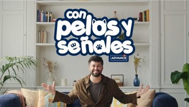 Con pelos y señales.